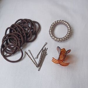 4/$30 Hair Accessories Set